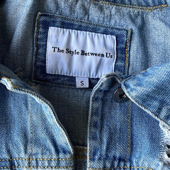 Jean jacket - Picture 5 of 6